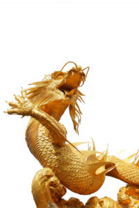 強力な金運アップ壁紙⑥：金色の龍